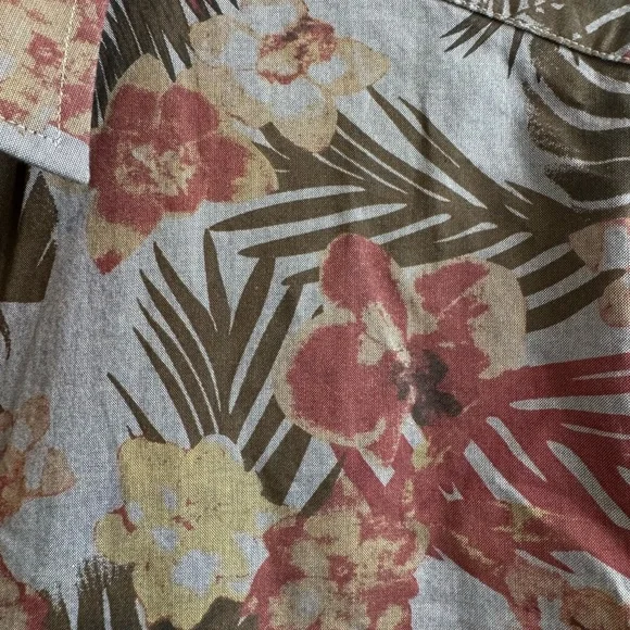 UNTUCKit Floral Button Down Shirt - Red, Brown, Cream - Picture 4 of 4